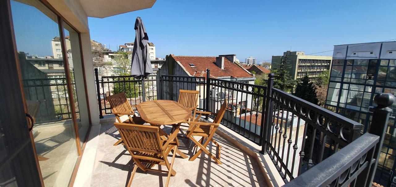 Central Lux Apartment Varna Exterior photo