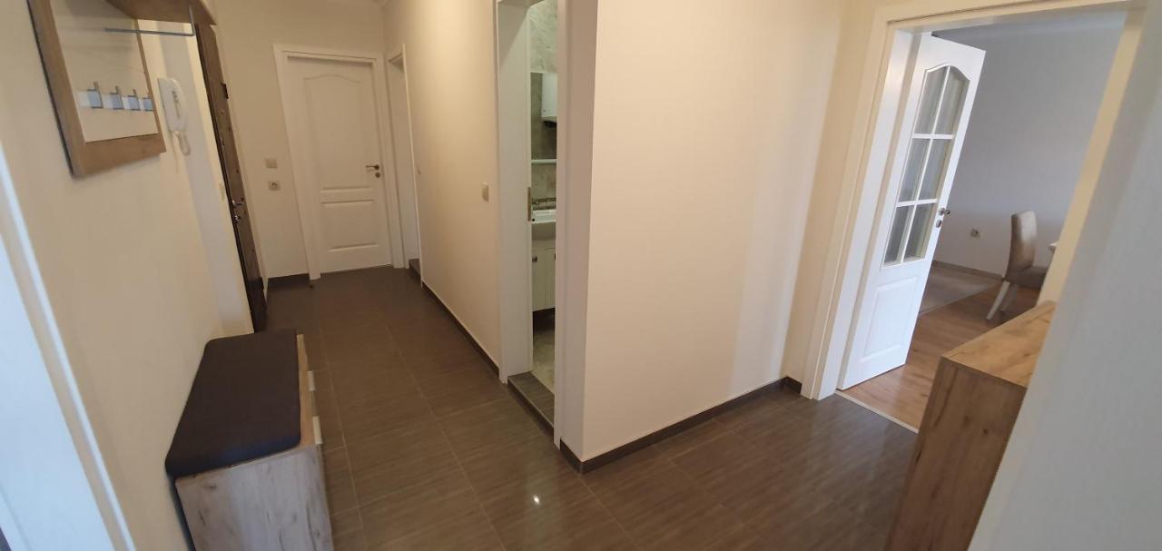 Central Lux Apartment Varna Exterior photo